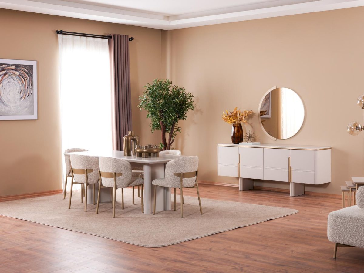 Pier Dining Room Set